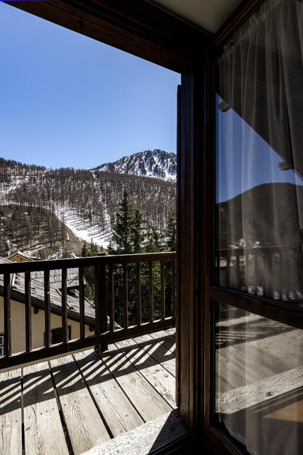 Aparthotel Claviere Exteriér fotografie